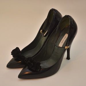 AUTHENTIC Marc Jacobs Strap Black Heels with Bows